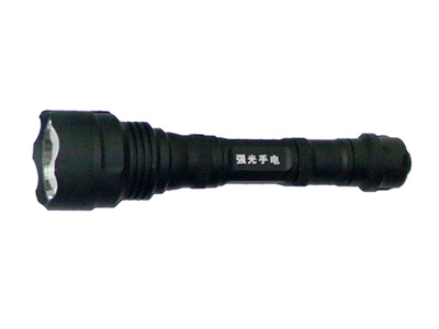 警用強(qiáng)光手電